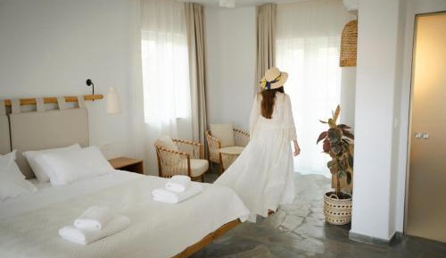 Double Room with Pool View