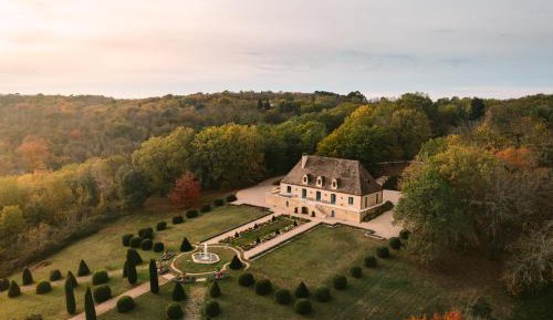 Villa with Garden View
