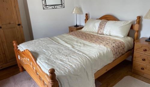 Standard Double Room with Shared Bathroom