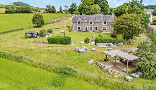 Four-Bedroom Holiday Home