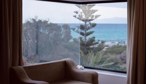 Deluxe Suite with Sea View