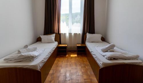 Twin Room with Private Bathroom