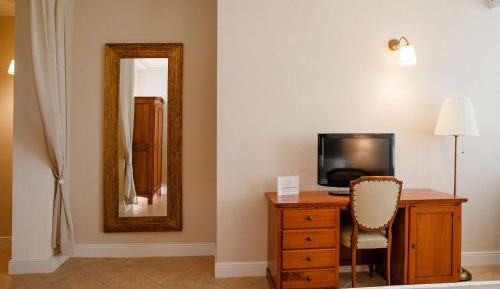 Junior Suite with Garden View