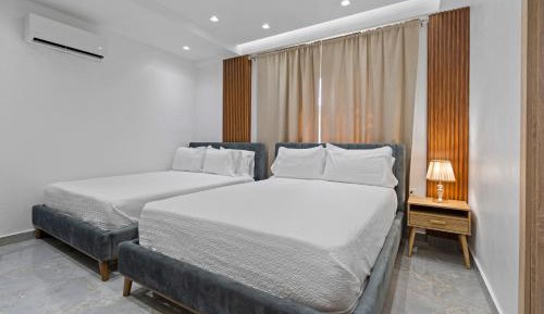 Deluxe Queen Room with Two Queen Beds