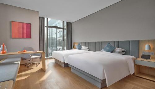 Four Seasons Twin Room, City View