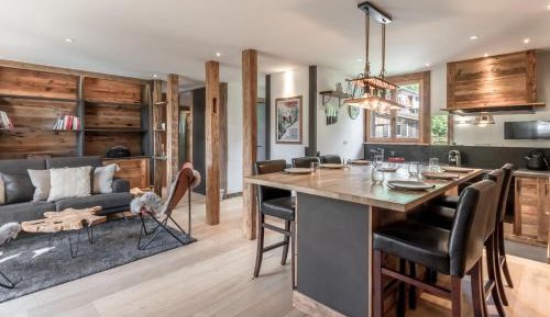 Two-Bedroom Apartment with Balcony and Terrace