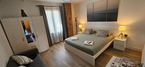 Double Room with Shared Bathroom