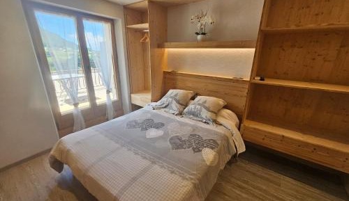 Two-Bedroom Apartment with Balcony and Terrace