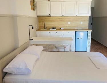 Studio with Sea View