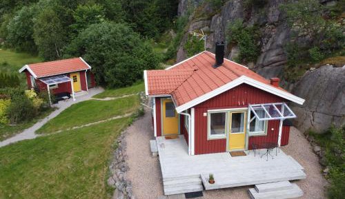 Two-Bedroom Holiday Home