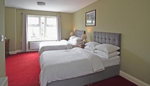 Family Room (4 Adults)