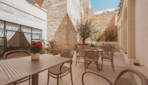 Deluxe Double or Twin Room with Traditional Maltese Balcony