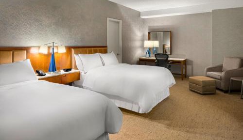 One-Bedroom Suite with Two Queen Beds