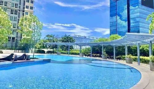 Family Two-Bedroom Apartment with View