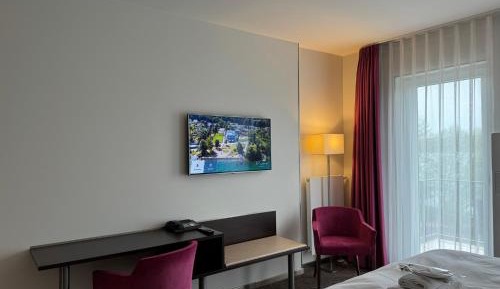 Deluxe Double Room with Balcony and Sea View