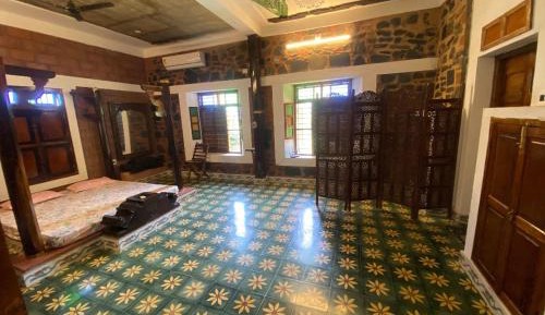 Triple Room with Private Bathroom