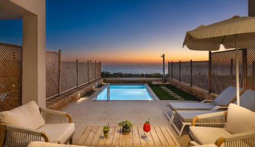 Junior Suite with Private Pool