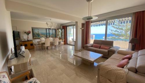 Apartment with Sea View