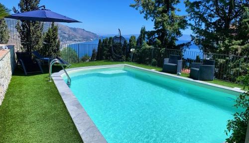 Villa with Sea View