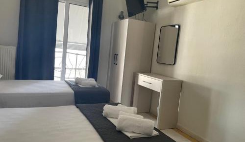 Triple Room with Sea View