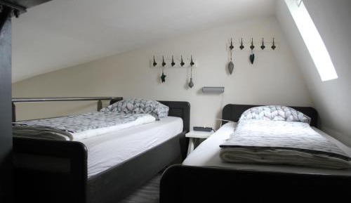 Twin Room with Private Bathroom
