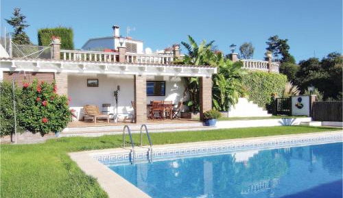 Three-Bedroom Vacation Home 