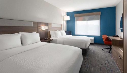 Standard Room with Two Queen Beds