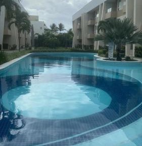 Apartment with Pool View 