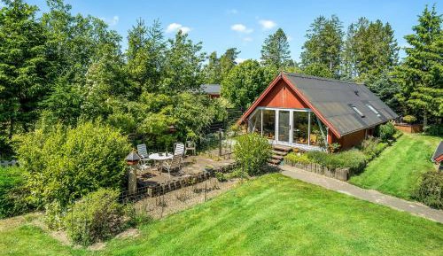 Two-Bedroom Holiday Home