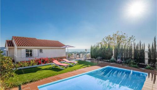 Five-Bedroom Holiday Home