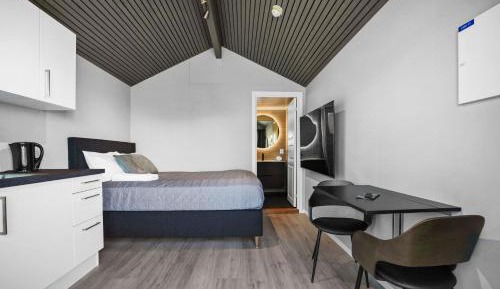 Deluxe Double Room with Balcony and Sea View