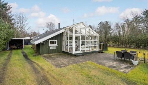 Two-Bedroom Holiday Home