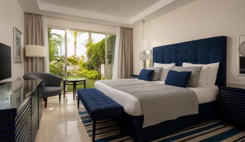 Royal Suite, Queen Bed, Sea View