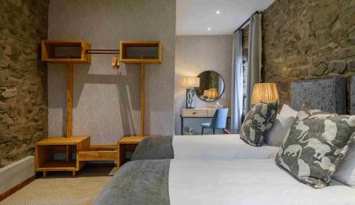 Luxury King Room
