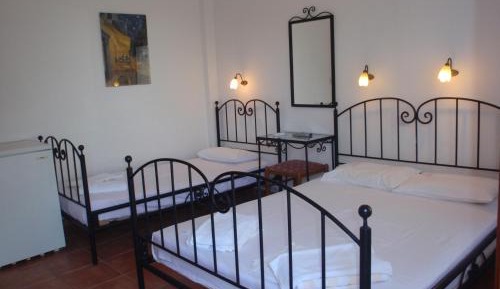 Triple Room with Bathroom