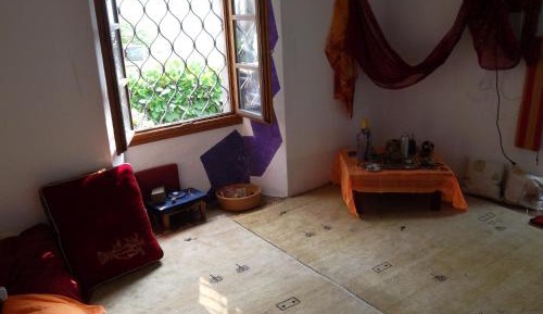 Twin Room with Shared Bathroom