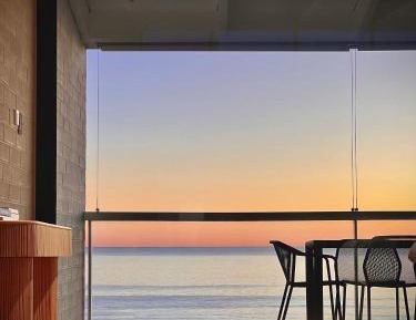 Villa - Beach Front