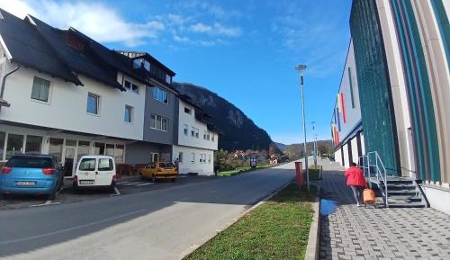 Deluxe Double Room with Shower