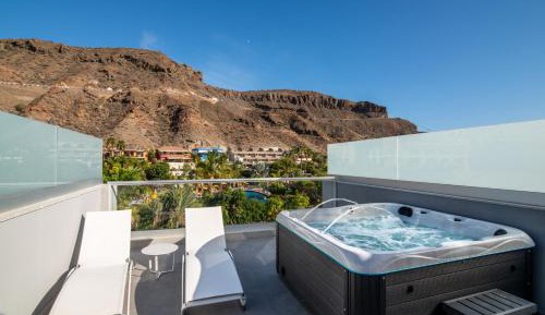 Two-Bedroom Apartment – Aguacate