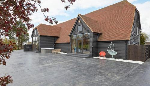 Six-Bedroom House