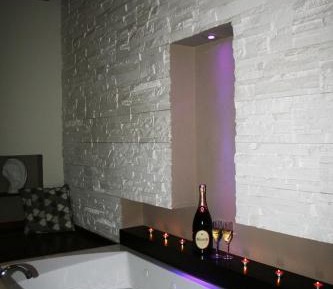 King Room with Spa Bath (Dofra)