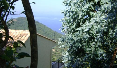 Two-Bedroom Apartment with Sea View