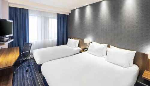 One-Bedroom Suite with Sofa Bed - Top Floor