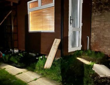 Twin Room with Private Bathroom