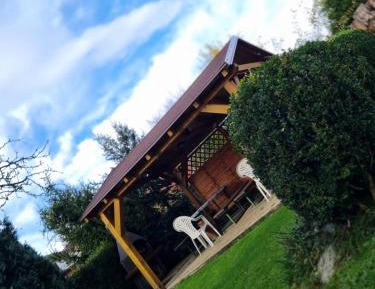 Apartment with Garden View