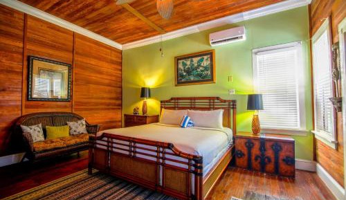 King Room (Jungle Room )