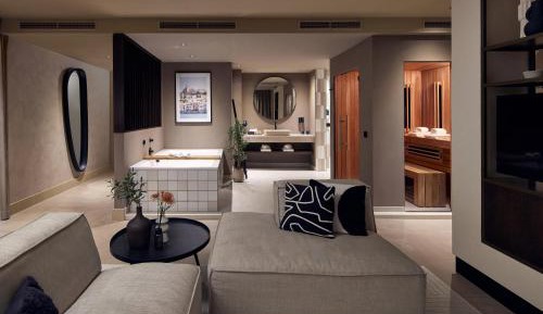 Ibiza Suite