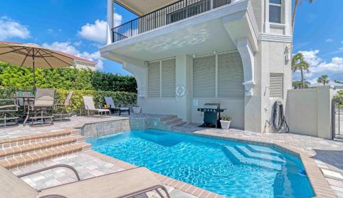 Three-Bedroom Vacation Home 