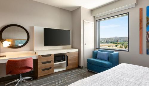 King Room with Roll-In Shower - Mobility and Hearing Access