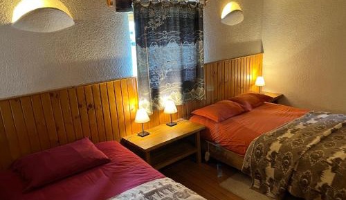 Triple Room with Private Bathroom